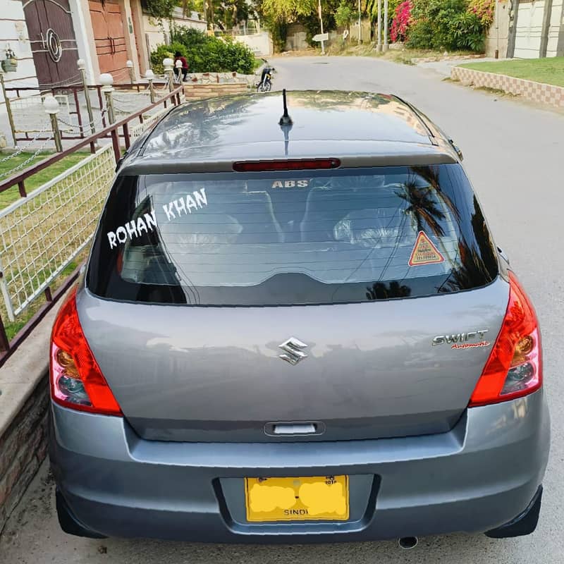 Suzuki Swift Model 2014(Automatic) 14