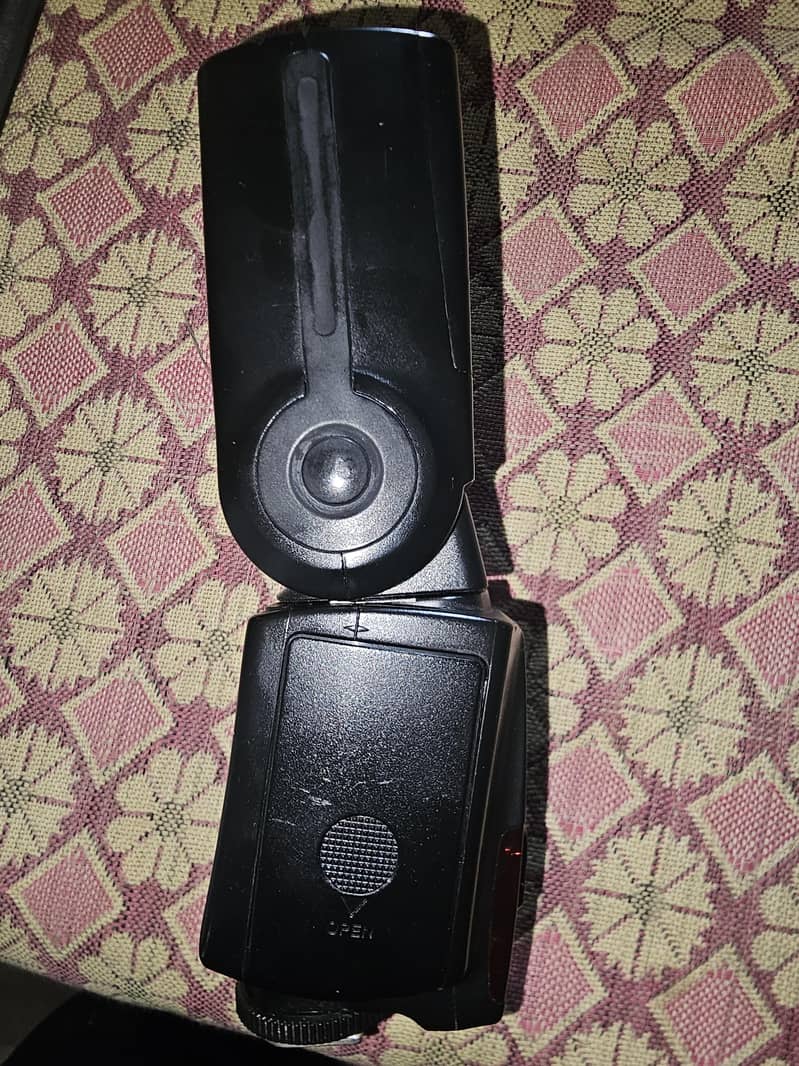 YONGNUO 4