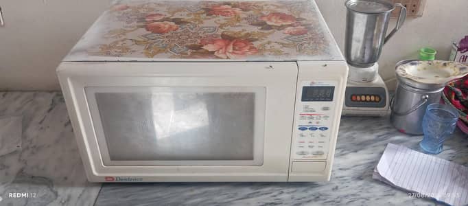 microwave oven