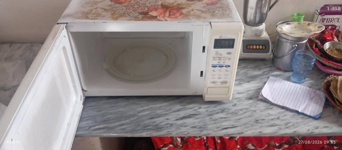 microwave oven 1