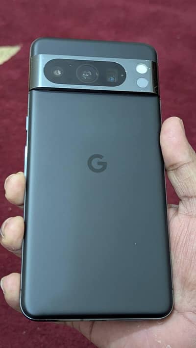 Google Pixel 8 Pro