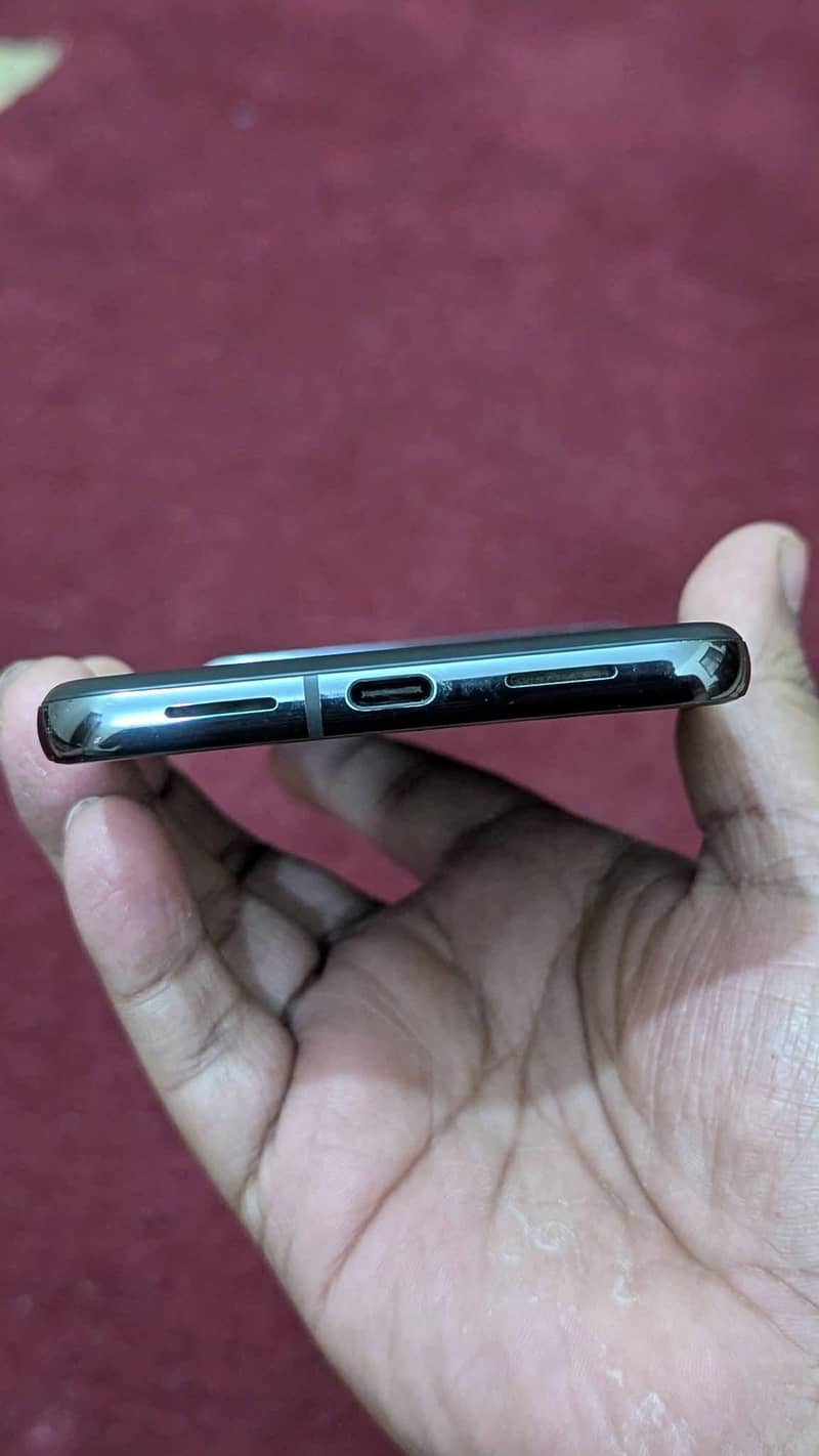 Google Pixel 8 Pro 1
