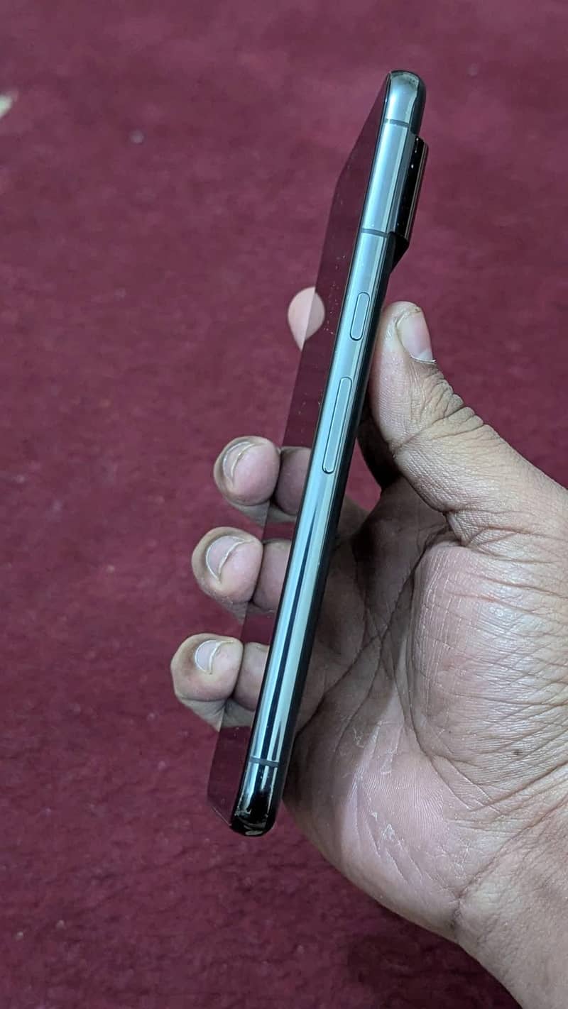 Google Pixel 8 Pro 3