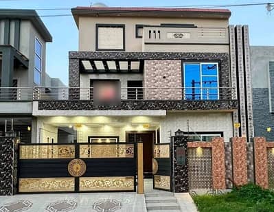 10 Marla House For Grabs In Central Park Housing Scheme