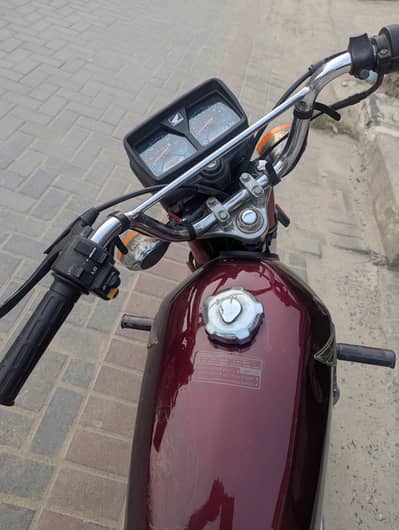Honda CG 125 2023
