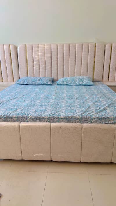 Bed set for sale