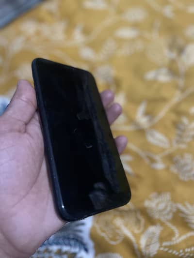 Apple iPhone XR