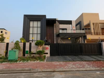 1 Kanal Ultra Modern Luxury Designer House