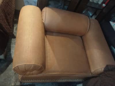 Sofa Set Available for sale