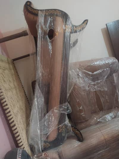 Dewan Available for sale