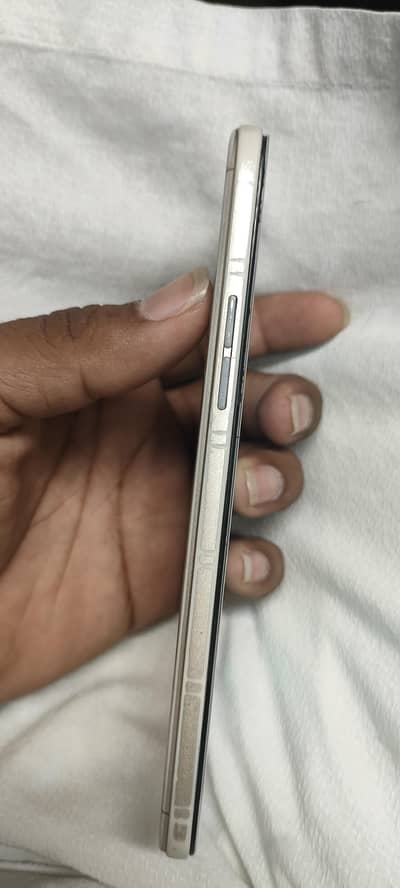 OPPO A57