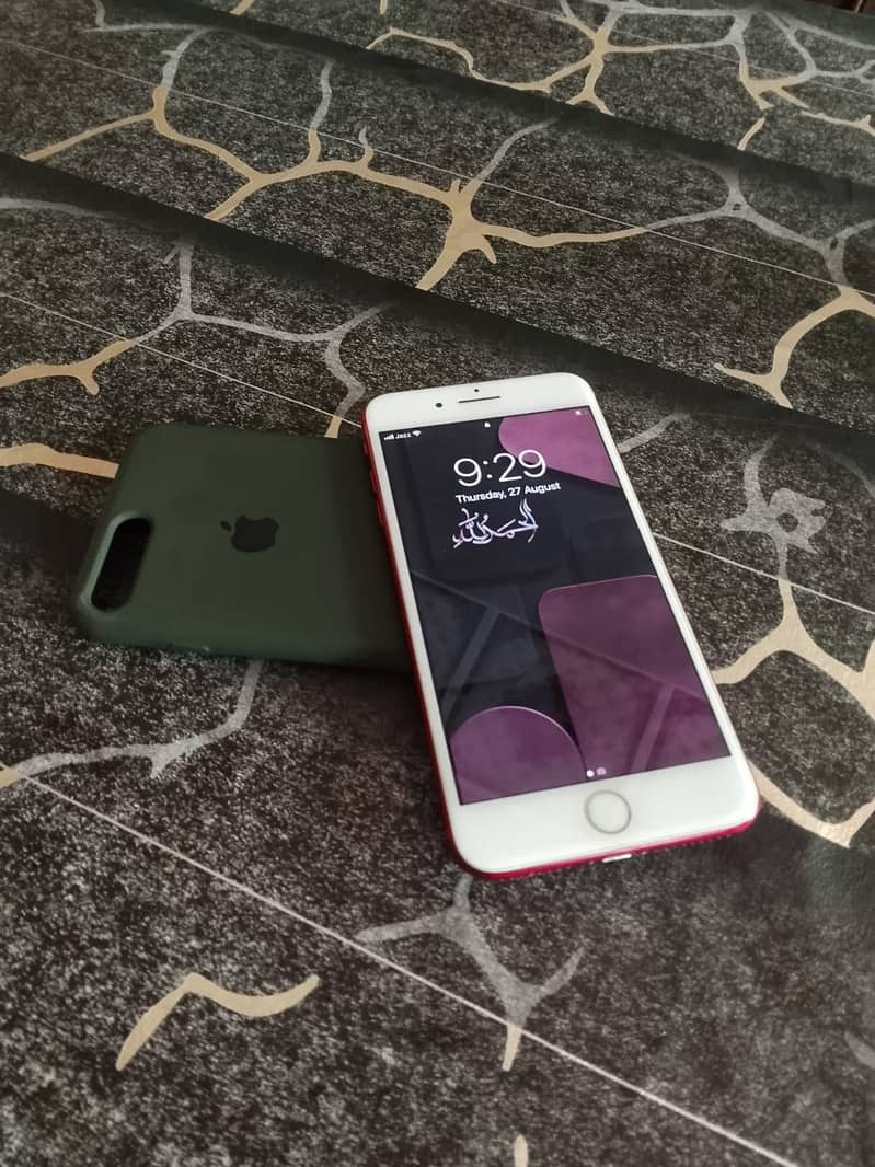 Apple iPhone 7 Plus 0