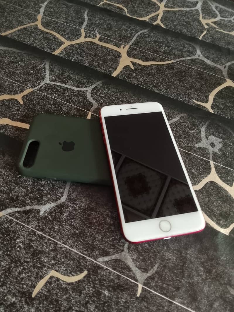 Apple iPhone 7 Plus 1