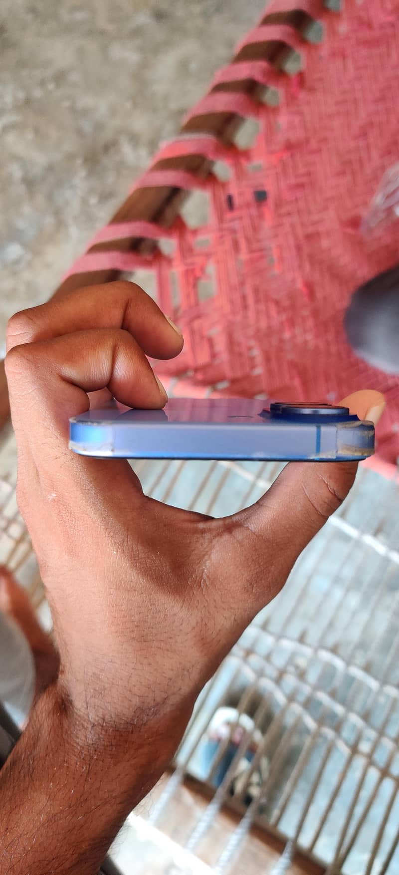 Apple iPhone 16 4