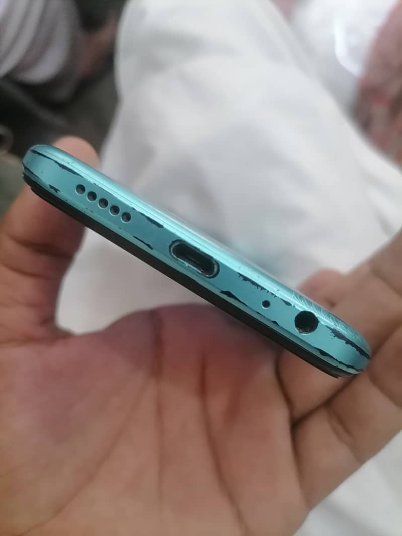 Tecno Spark 20C 1