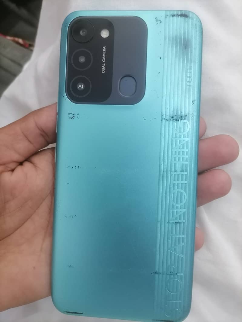 Tecno Spark 20C 4
