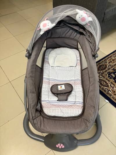Mastela Electric Swing 3-in-1. Official purchased