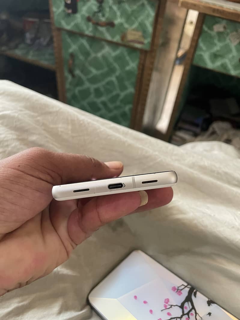 Google Pixel 7a 3