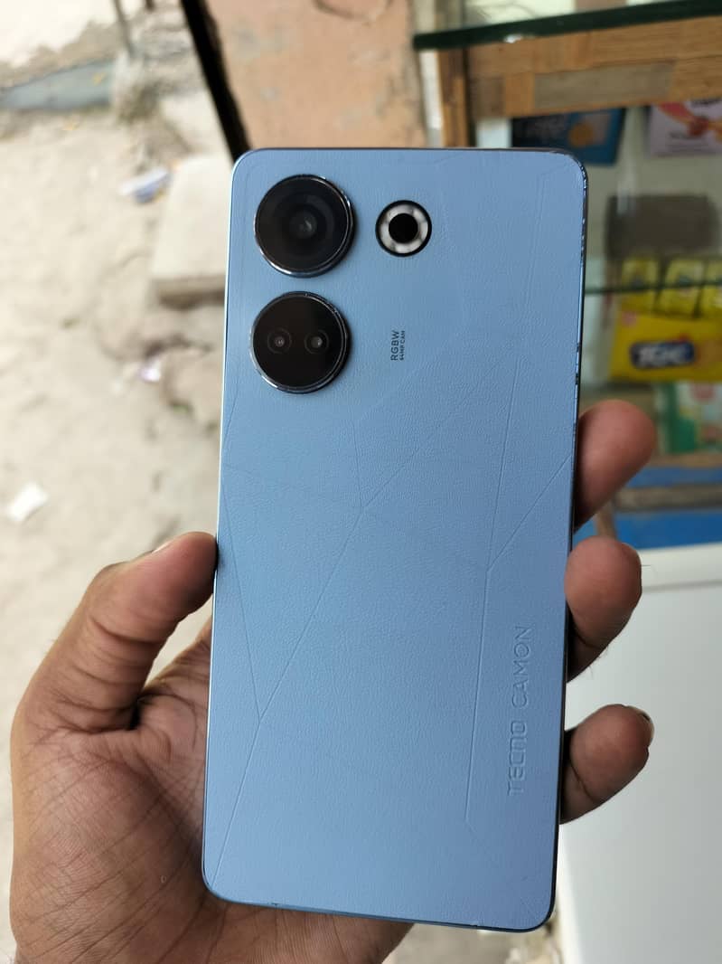 Tecno CAMON 20 0