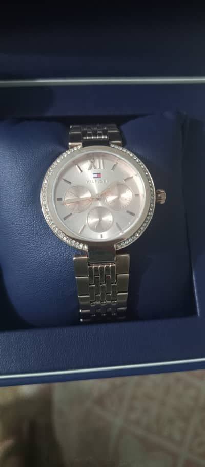 Tommy Hilfiger women's watch - Rose gold + crystal bezel with box