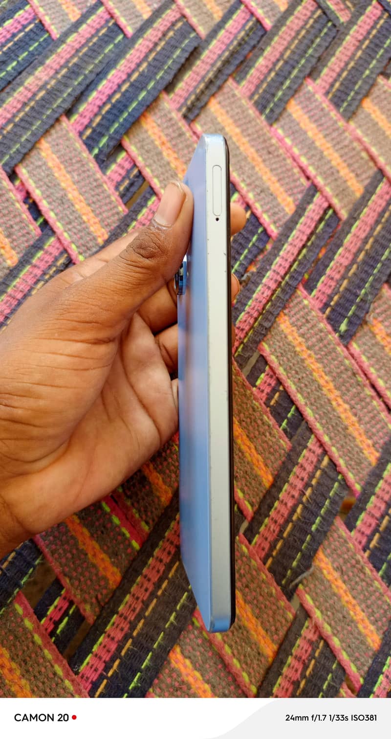 Realme Note 60 1