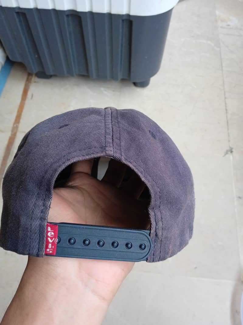 Levi's Original cap. 5