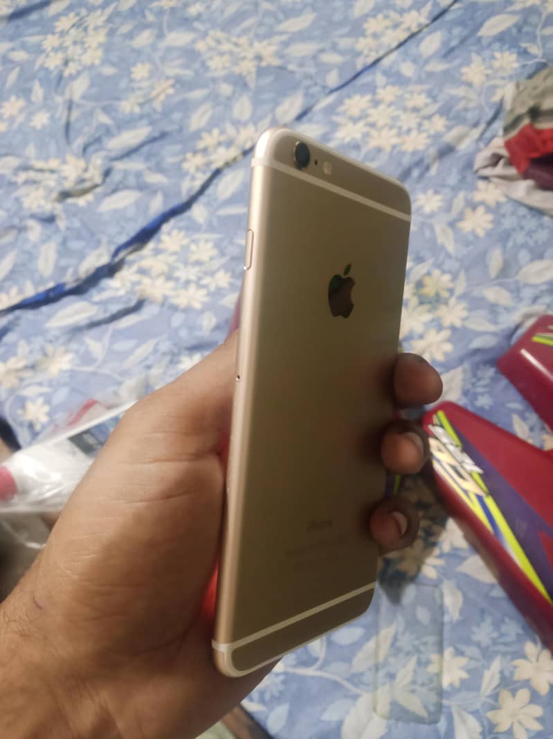 Apple iPhone 6 Plus 5