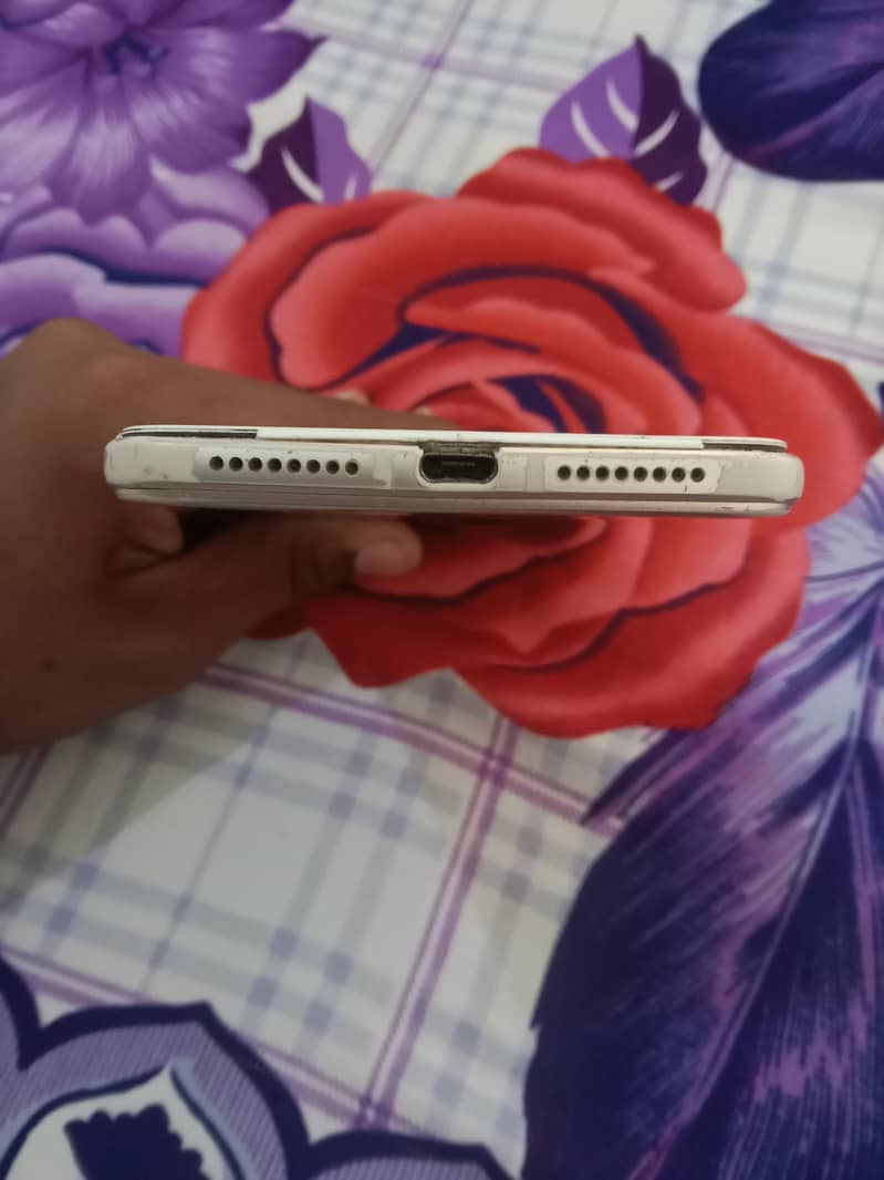 OPPO A37 2