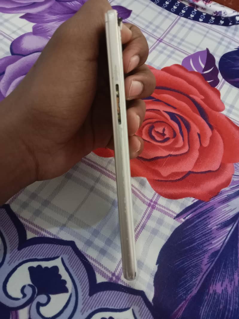 OPPO A37 3