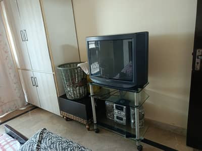Sony 22 Inch CRT Trinitron TV + Glass Stand + Sony Music System