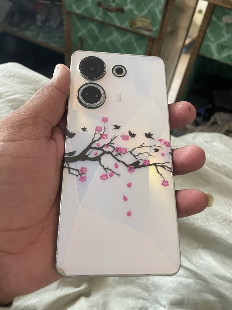 Tecno CAMON 20 Pro 0