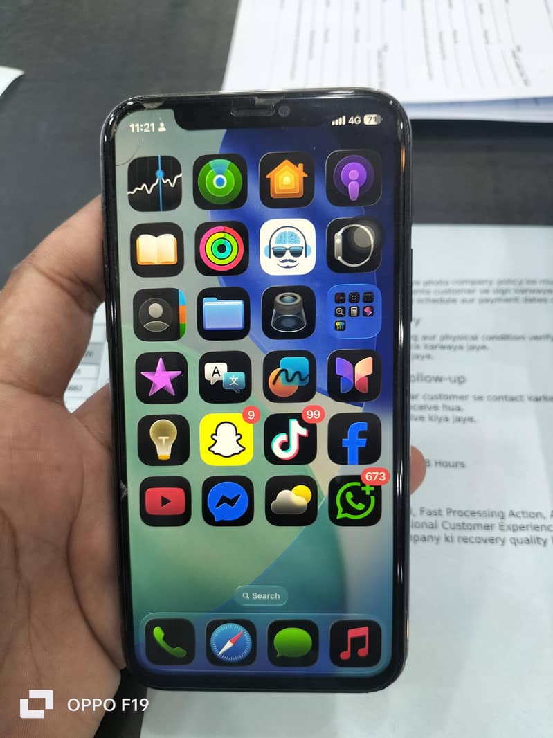 Apple iPhone 11 Pro 0