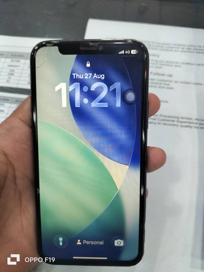 Apple iPhone 11 Pro 1