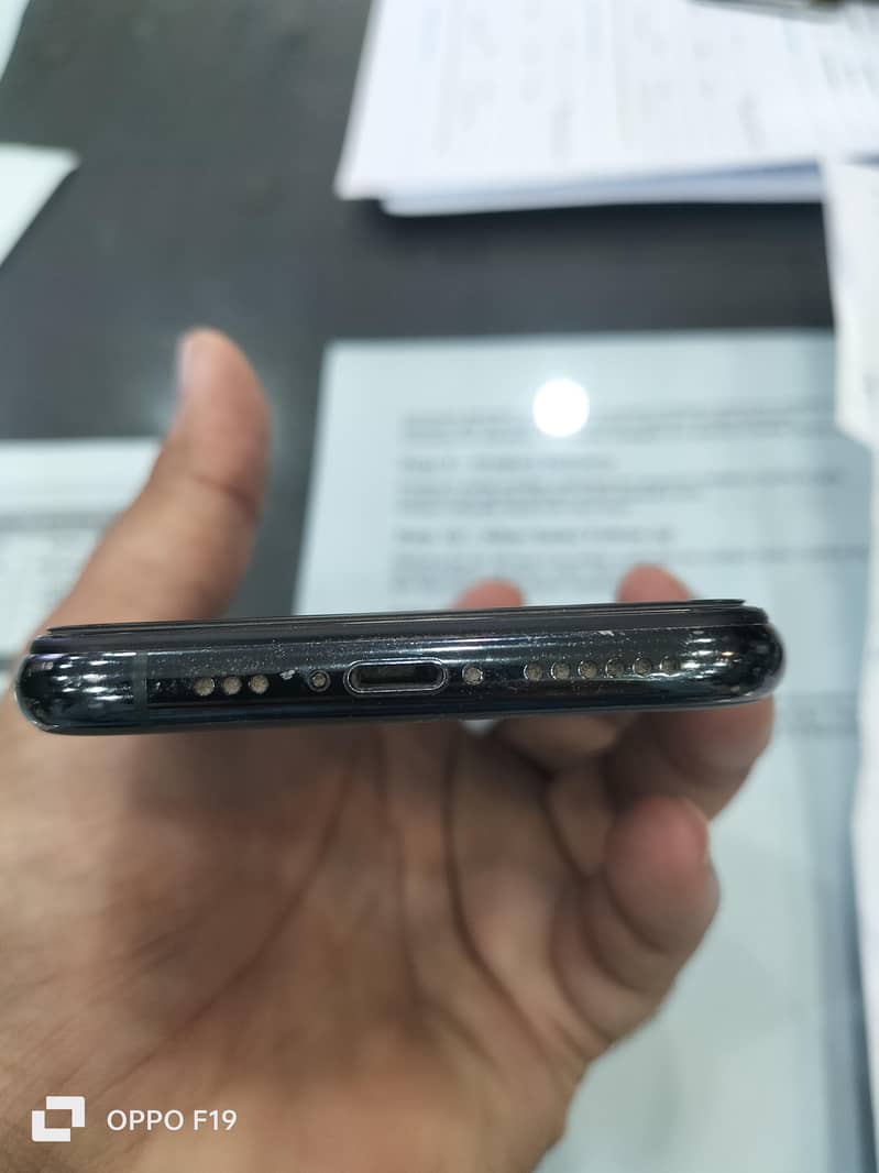 Apple iPhone 11 Pro 5