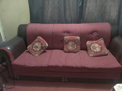 5 setter sofa set and Dewan watssap contact 03170570470