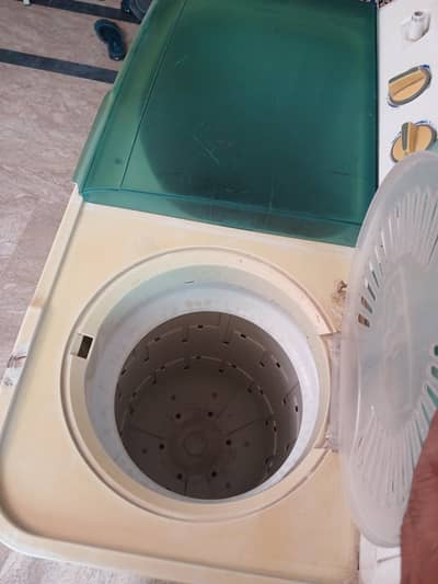 Haier washing machine with dryer