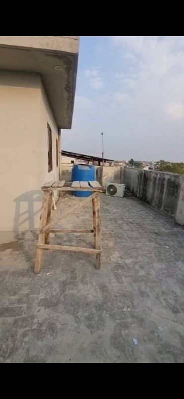 1 Bedroom Flat Facing Park (studio)
