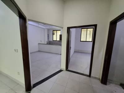 3 Bedroom Flat Available For Rent