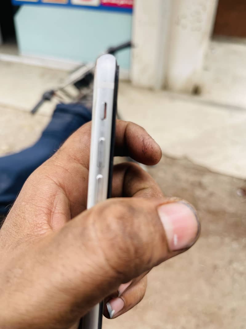 Apple iPhone SE 1