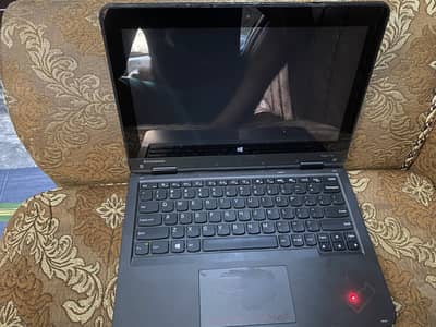 Lenovo (chrome book) window operator folding screen laptop