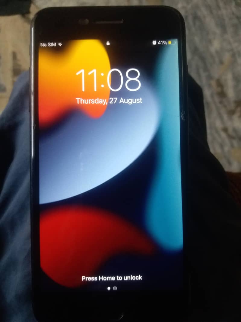 Apple iPhone 7 Plus 0