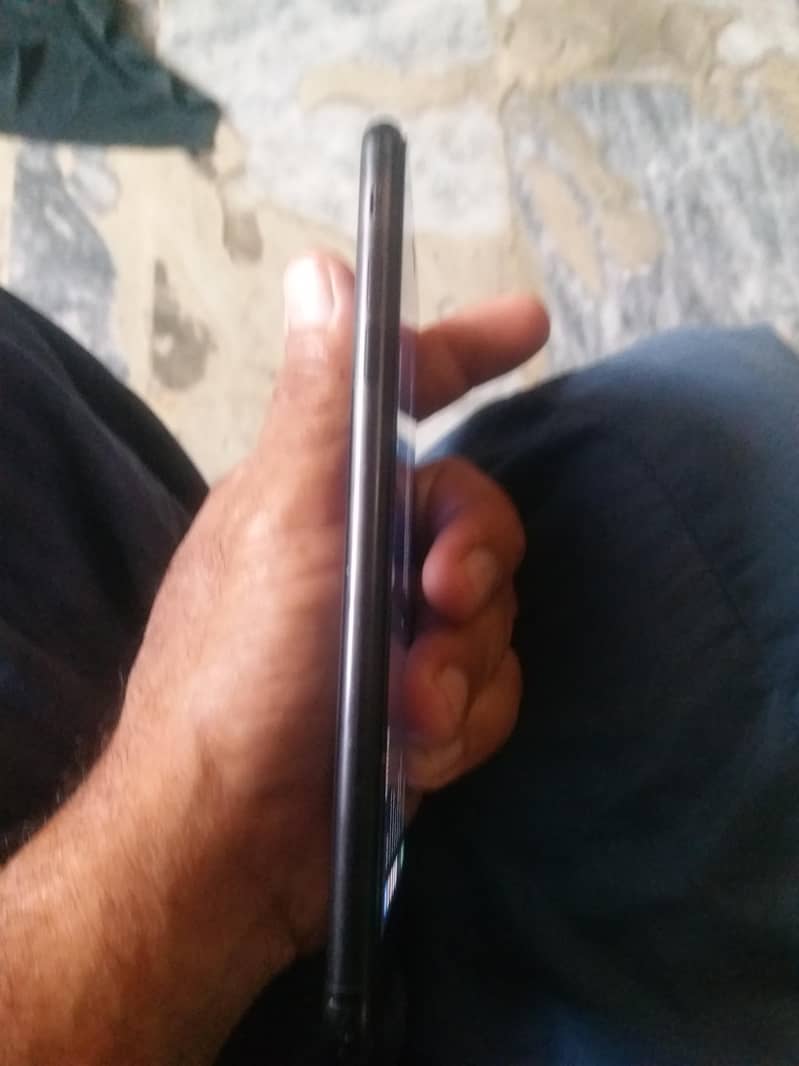 Apple iPhone 7 Plus 1