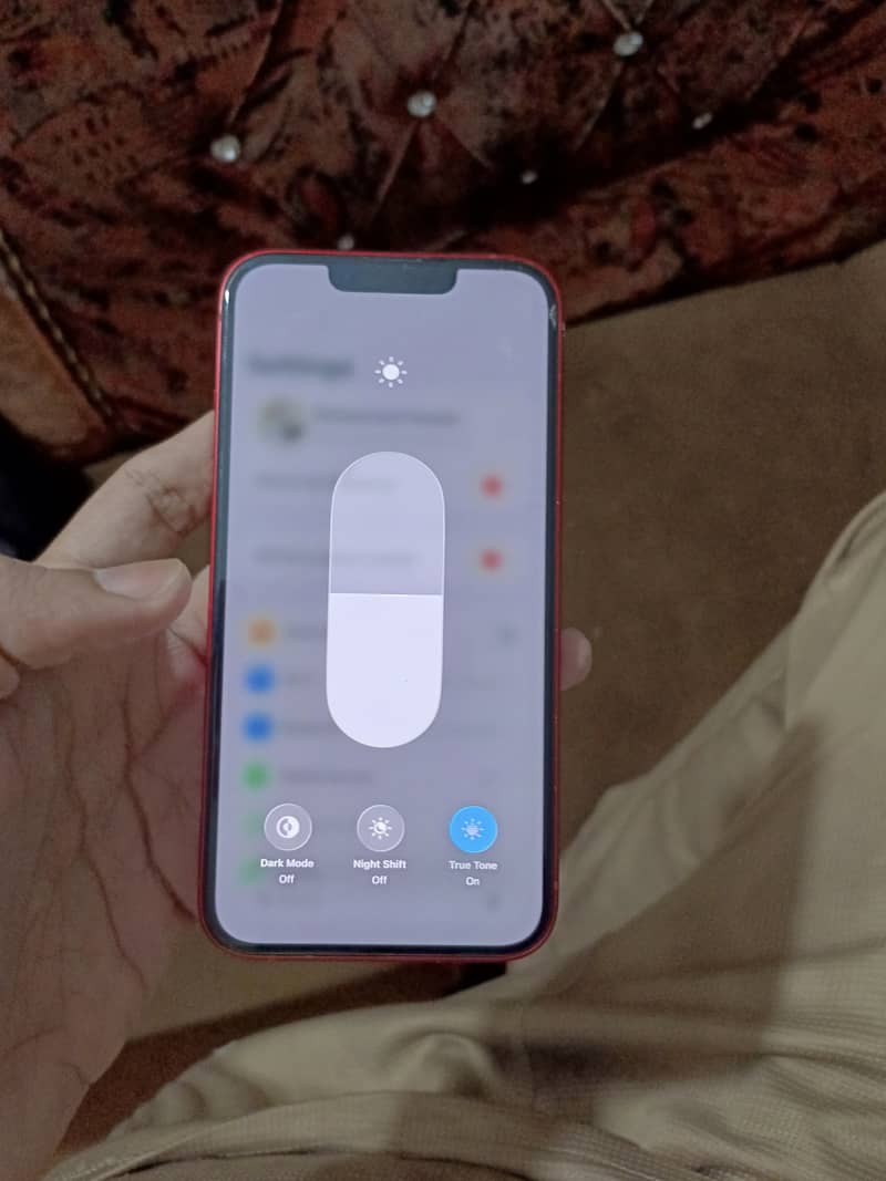 Apple iPhone 13 7