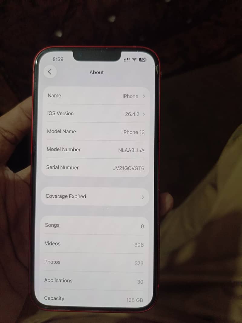 Apple iPhone 13 12