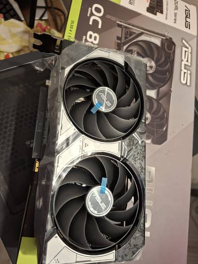 asus dual rtx 5060 ddr7 only 2 months used for sale