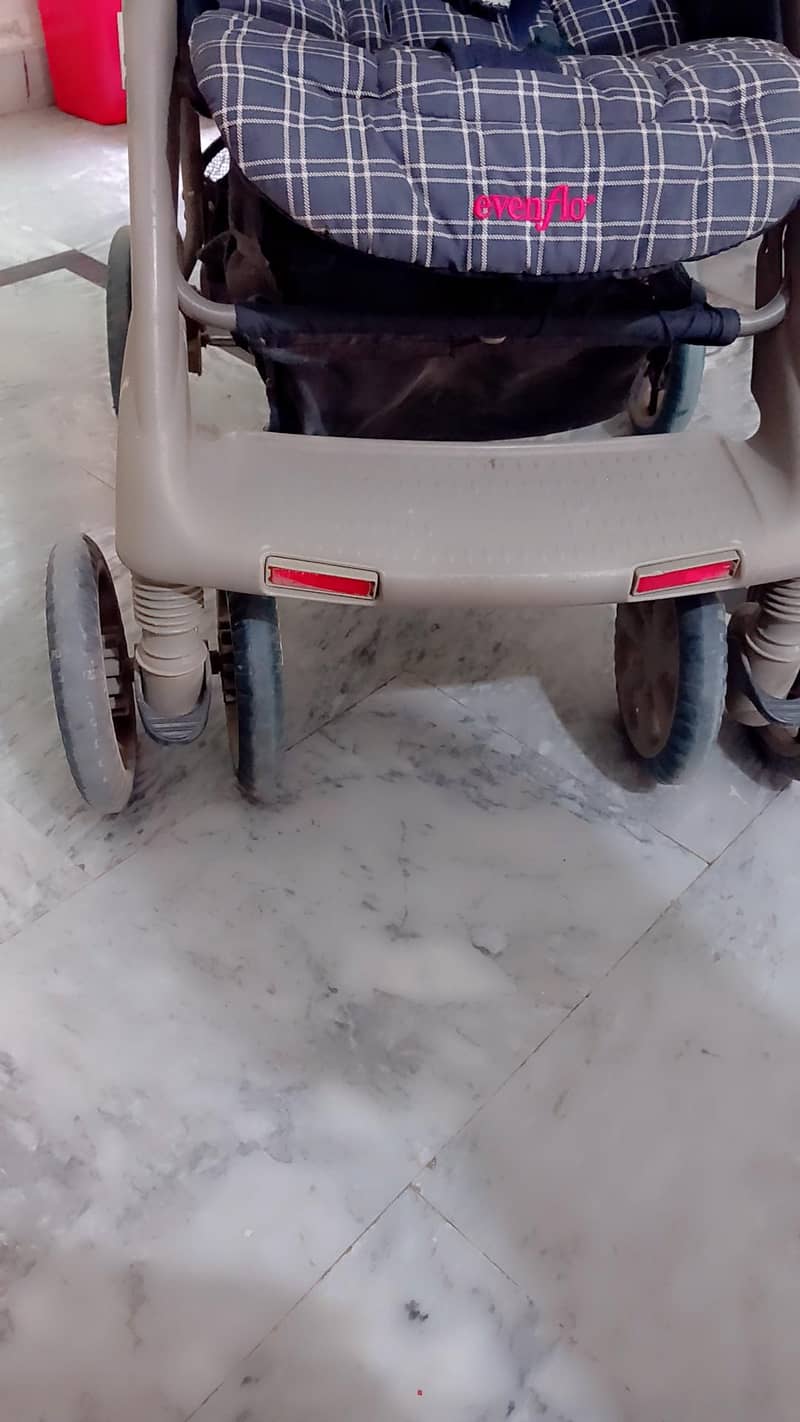 babr strollers branded 1