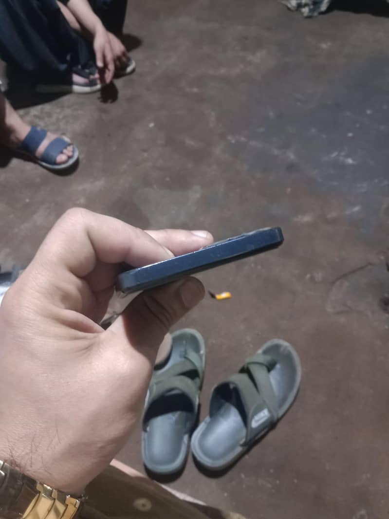 Realme C35 5