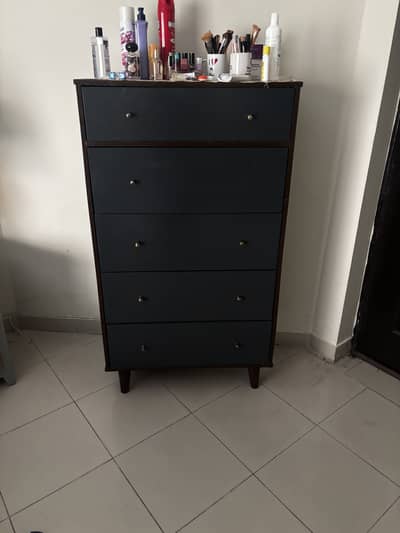 Chest of Drawer - 5 drawers.