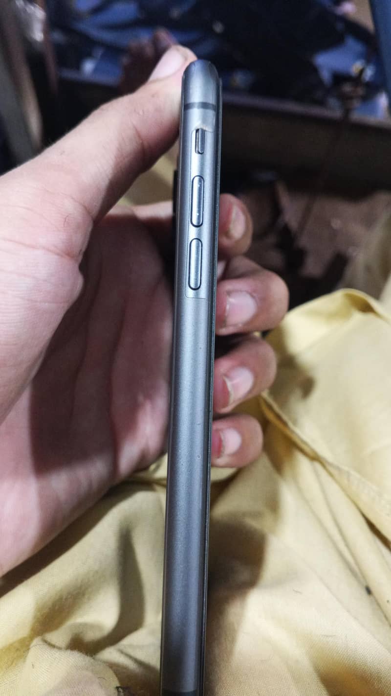Apple iPhone 11 1