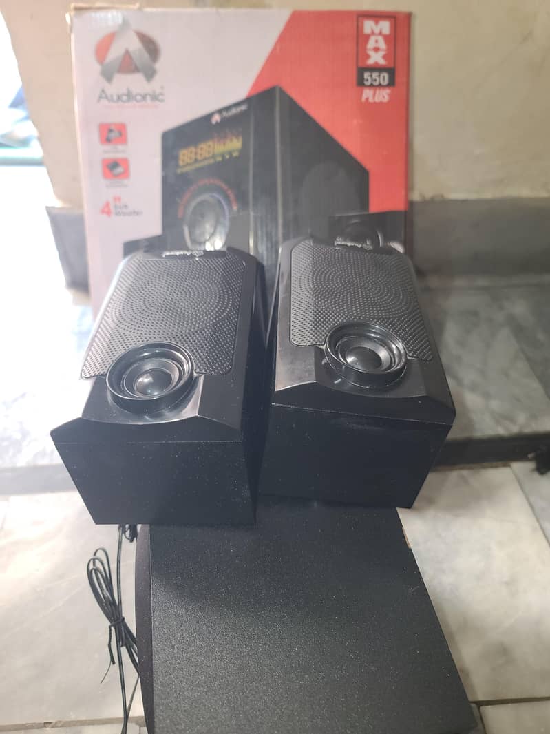 AUDIONIC MAX550 2